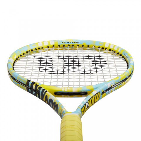 Raquette Wilson Tennis Clash 100 V2.0 Minions Edition Raquette Wilson Tennis Clash 100 V2.0 Minions Edition