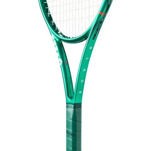 Raquette Tennis Wilson Blade 100UL V10